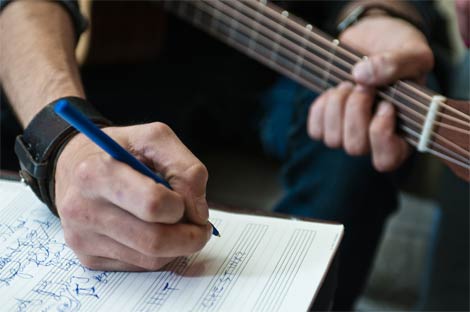 singer-songwriter-0.jpg